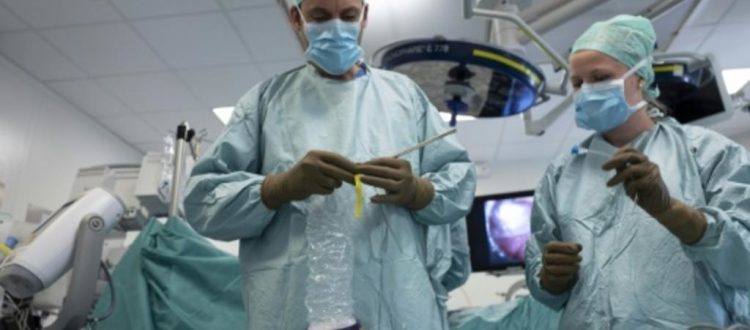 Surgeons at Georges-Francois Leclerc hospital in Dijon have begun treating some cancer patients with an aerosol-delivered chemotherapy treatment